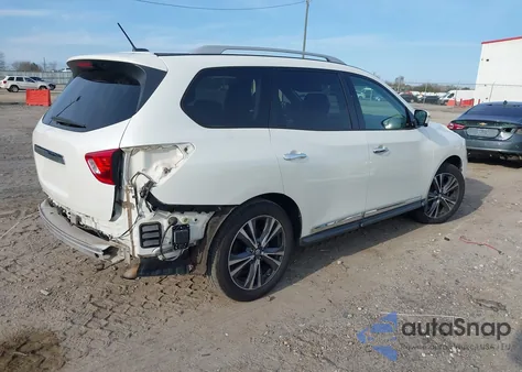 2017 Nissan Pathfinder Platinum z USA, uszkodzony, nr VIN 5N1DR2MN1HC650213